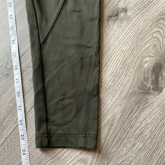 Sandwich_ Great quality active leggings in a army green - Picture 5 of 8
